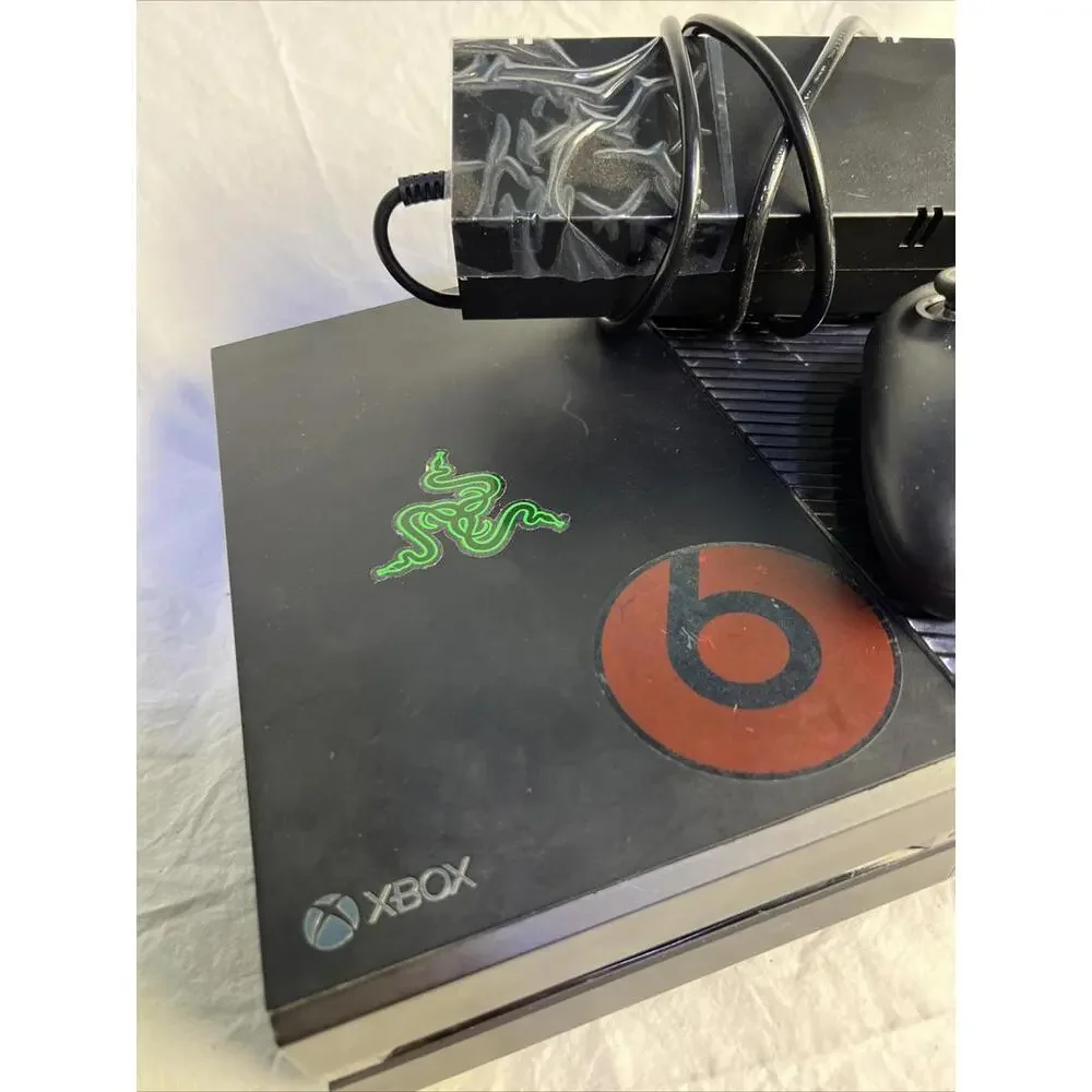 Microsoft Xbox One 500gb Home Console - Black +3 Games & Controller